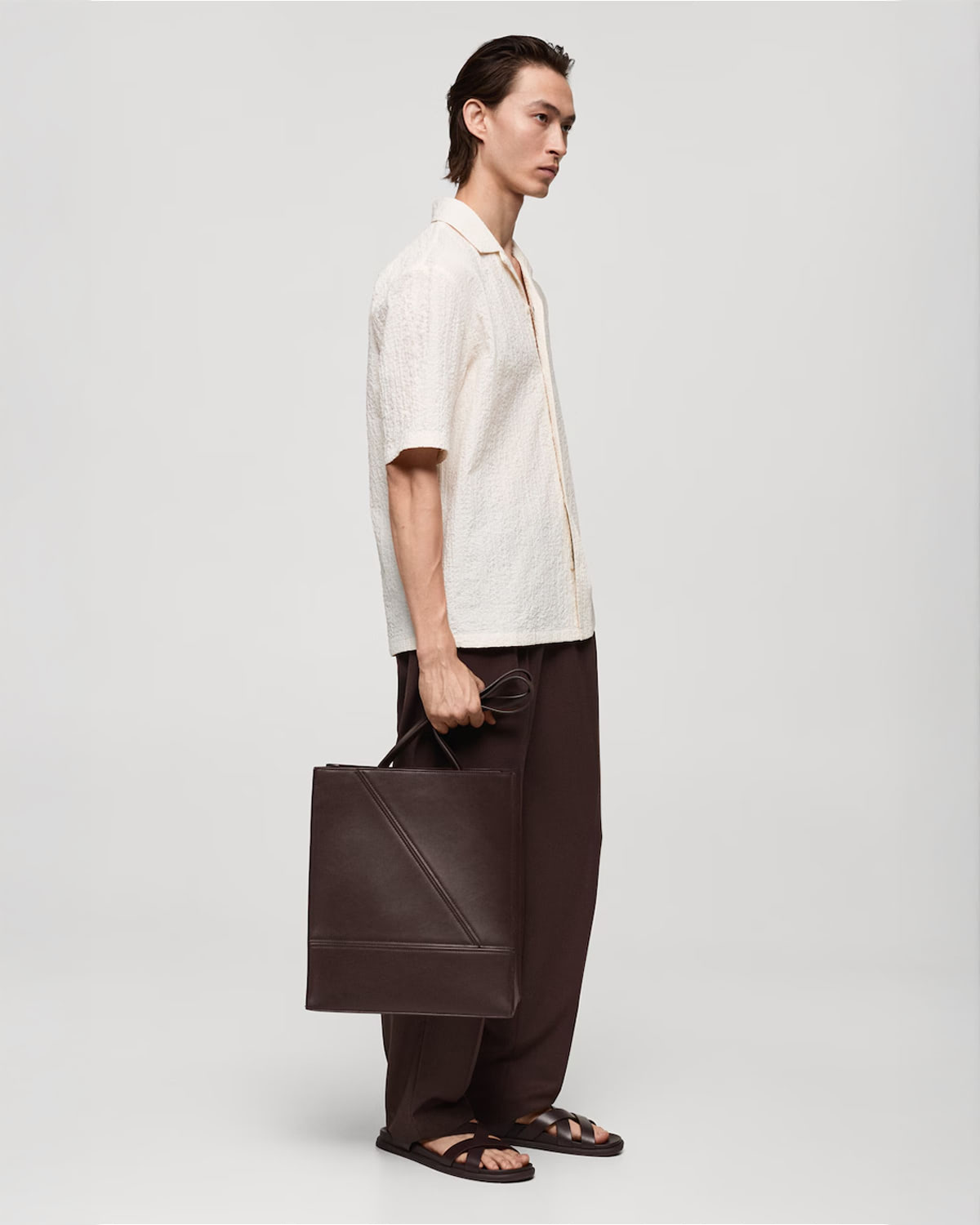 Split leather sandals with buckle